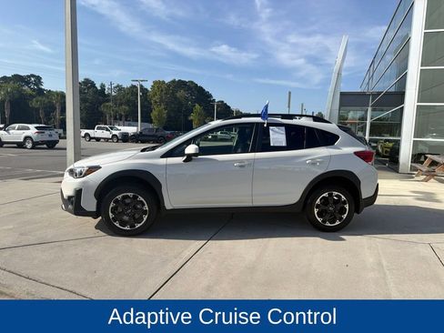 Used 2022 Subaru Crosstrek 2.0i Premium w/ Moonroof Package AWD/4WD image 5