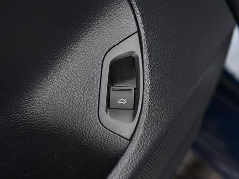 Certified 2020 Volkswagen Passat 2.0T R-Line FWD image 9