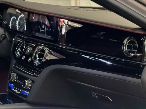Used 2021 Rolls-Royce Ghost AWD/4WD image 24