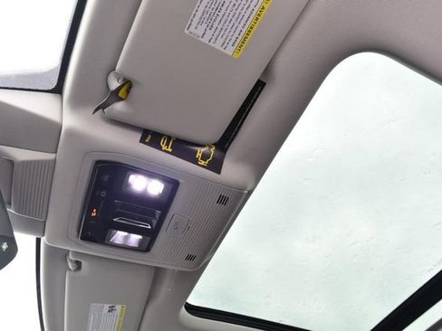 New 2026 Volkswagen Tiguan SE AWD/4WD image 21