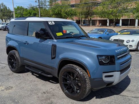Used 2024 Land Rover Defender 90 S AWD/4WD image 5