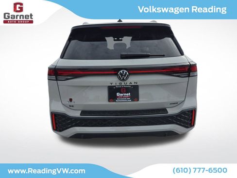 New 2026 Volkswagen Tiguan SE R-Line image 4