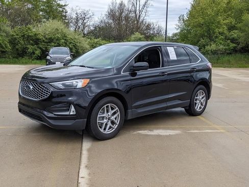 Used 2024 Ford Edge SEL w/ Convenience Package AWD/4WD image 7