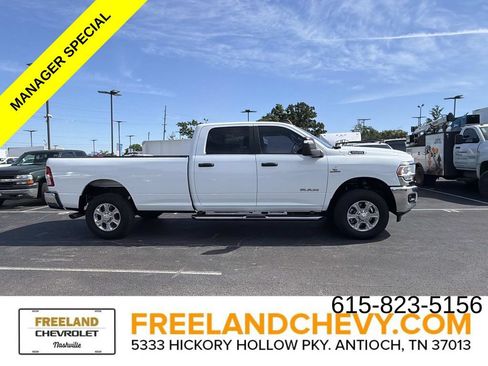 Used 2024 RAM 3500 Big Horn AWD/4WD image 2
