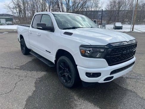 Used 2022 RAM 1500 Big Horn w/ Night Edition AWD/4WD image 2