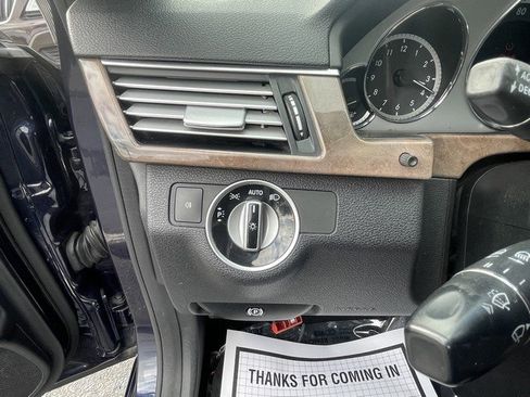 Used 2012 Mercedes-Benz E 350 4MATIC Sedan image 19