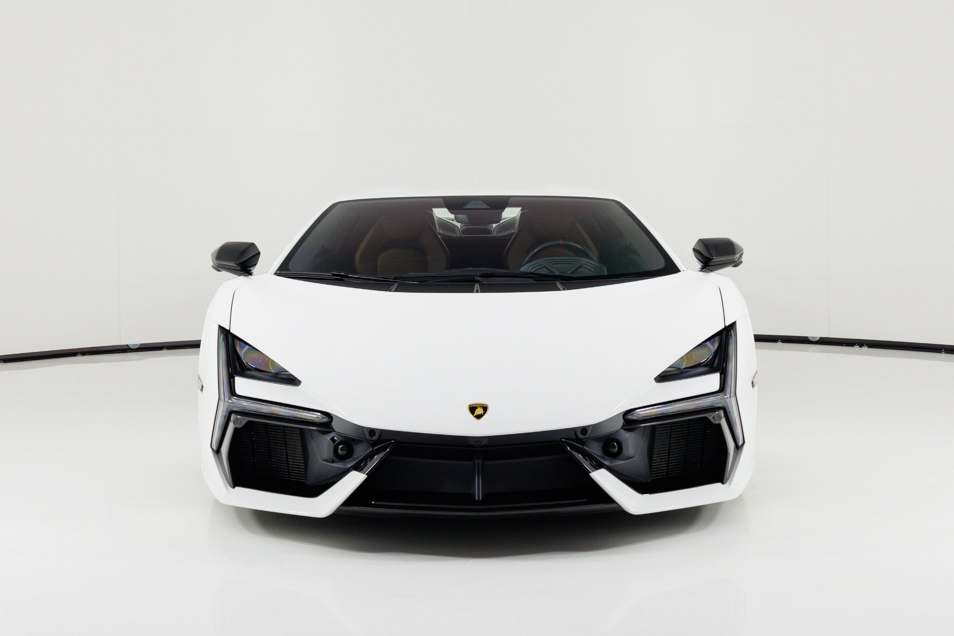 Used 2024 Lamborghini Revuelto AWD/4WD image 10