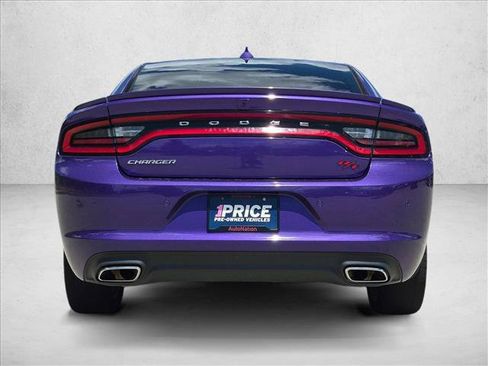 Used 2016 Dodge Charger R/T RWD image 6