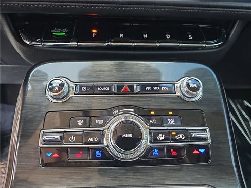 Used 2021 Lincoln Nautilus Reserve w/ Equipment Group 201A image 19