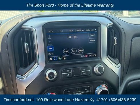 Used 2019 GMC Sierra 1500 Elevation w/ X31 Off-Road Package AWD/4WD image 11