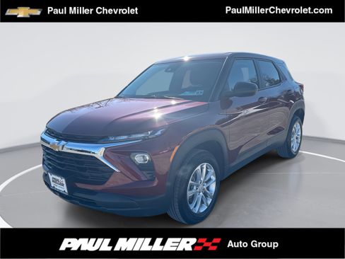 Used 2025 Chevrolet TrailBlazer LS w/ LS Convenience Package image 1