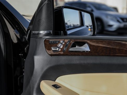 Used 2019 Mercedes-Benz GLS 450 4MATIC image 44