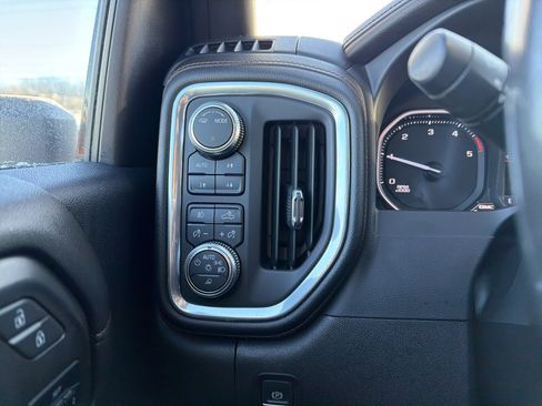 Used 2020 GMC Sierra 2500 AT4 image 23