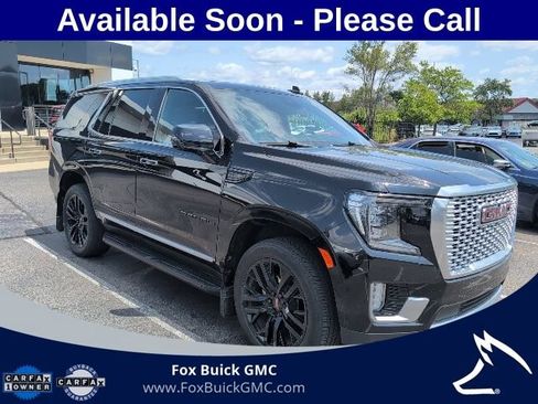 Used 2024 GMC Yukon Denali w/ Advanced Technology Package AWD/4WD image 3