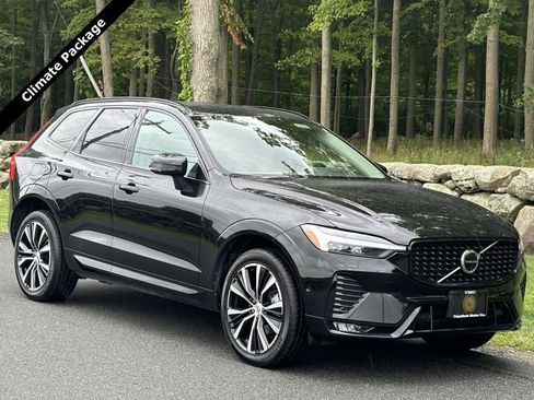 Used 2023 Volvo XC60 B5 Plus w/ Climate Package AWD/4WD image 1