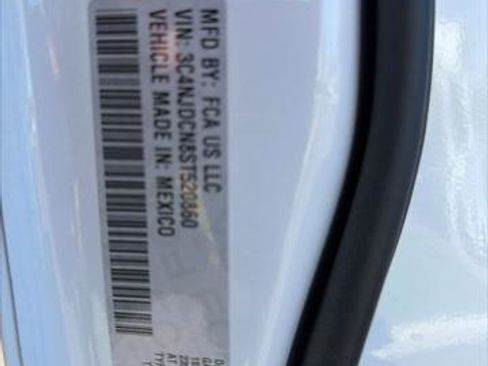 Certified 2025 Jeep Compass Limited w/ Elite Group AWD/4WD image 19