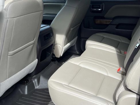 Used 2018 GMC Sierra 1500 SLT w/ SLT Premium Package image 19