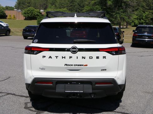 Used 2024 Nissan Pathfinder Rock Creek AWD/4WD image 4