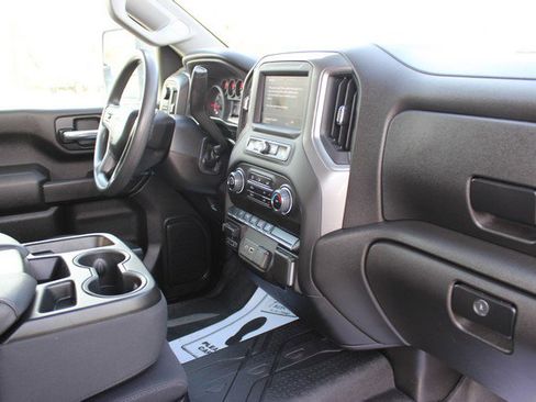 Used 2024 Chevrolet Silverado 2500 W/T w/ WT Convenience Package image 17