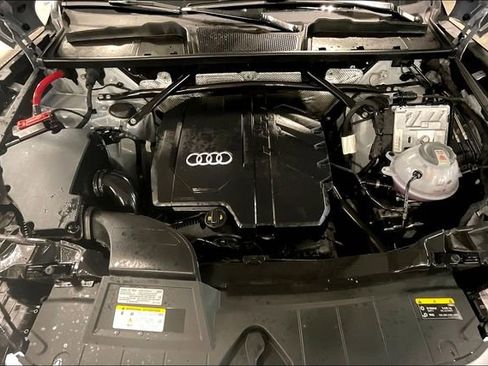 Certified 2023 Audi Q5 2.0T Premium w/ Convenience Package image 10