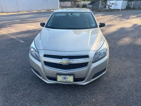 Used 2013 Chevrolet Malibu LS w/ Protection Package FWD image 5