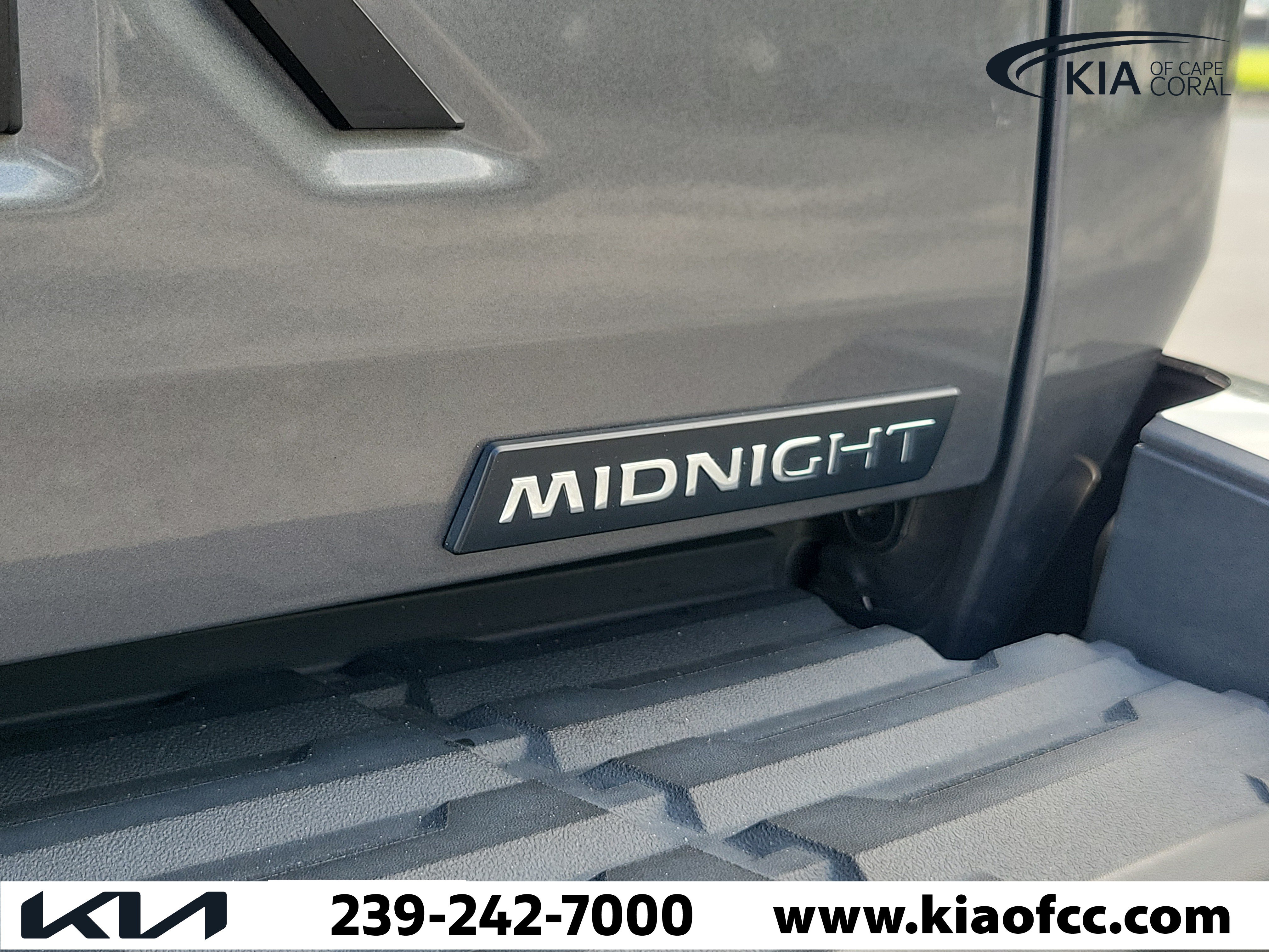 Used 2023 Nissan Frontier SV w/ Midnight Edition Package AWD/4WD image 10