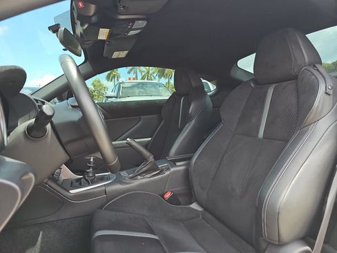Used 2025 Toyota GR86 Premium RWD image 13