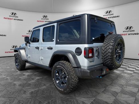 Used 2023 Jeep Wrangler Unlimited w/ Cold Weather Group AWD/4WD image 5