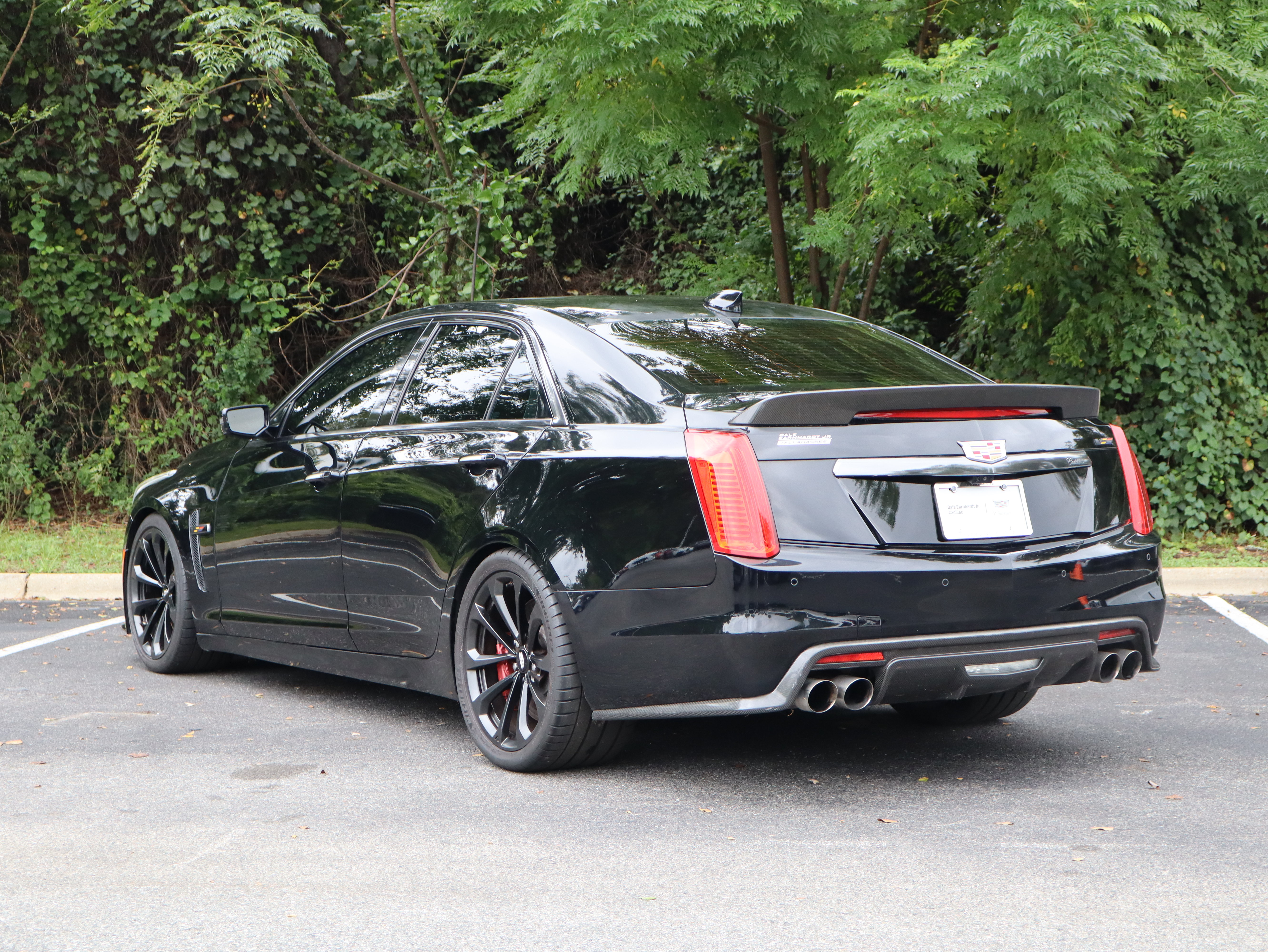 Used 2018 Cadillac CTS V w/ Carbon Fiber Package RWD image 5