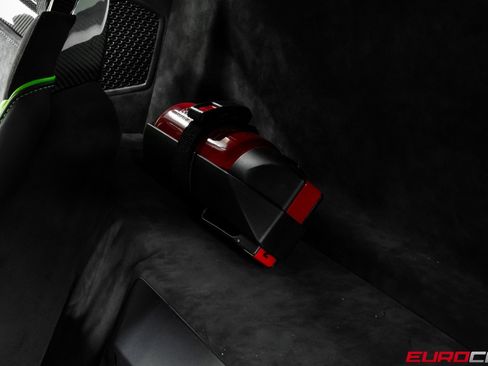 Used 2024 Lamborghini Huracan Tecnica image 40