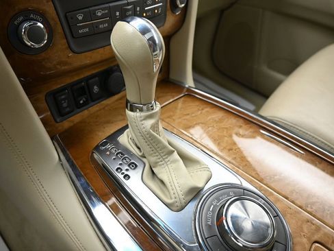 Used 2014 INFINITI QX80 4WD w/ Theater Package image 23