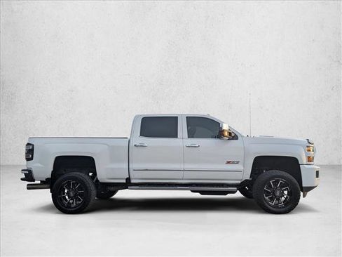 Used 2018 Chevrolet Silverado 2500 LTZ w/ Duramax Plus Package image 4