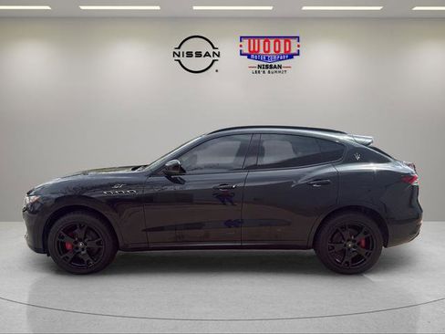 Used 2022 Maserati Levante GT AWD/4WD image 5