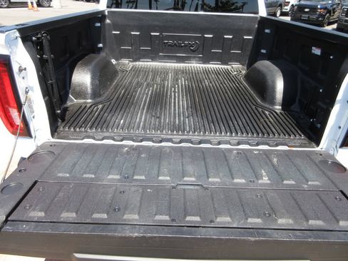 Used 2025 GMC Sierra 1500 SLT RWD image 26