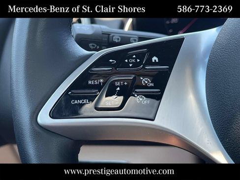 Used 2026 Mercedes-Benz GLB 250 4MATIC image 33