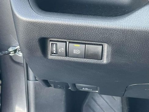 Used 2024 Toyota RAV4 XLE FWD image 25