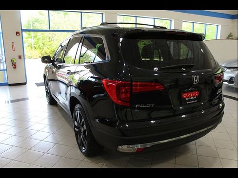 Used 2016 Honda Pilot Elite image 7