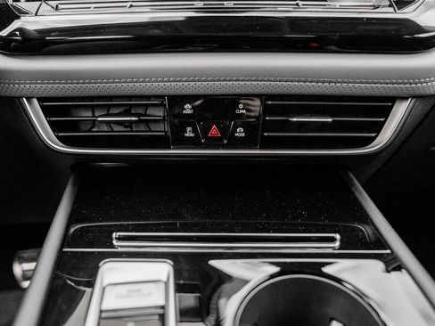 New 2026 Volkswagen Atlas Peak Edition image 28