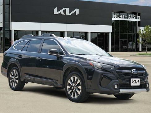 Used 2023 Subaru Outback Limited AWD/4WD image 7
