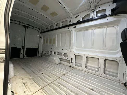 Used 2024 Ford Transit 250 148 High Roof Extended AWD image 21