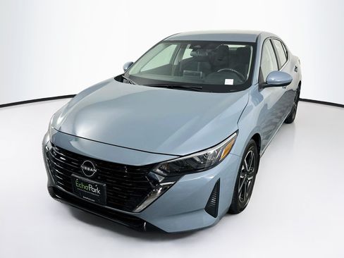 Used 2025 Nissan Sentra SV w/ Trunk Package FWD image 3