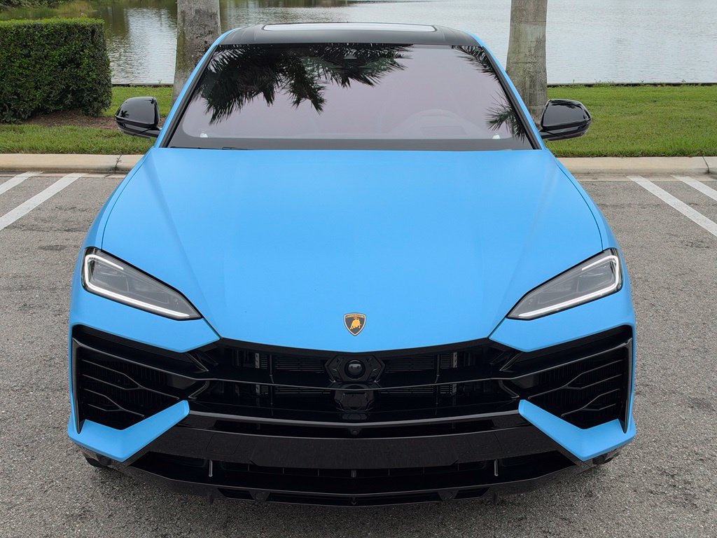 Used 2025 Lamborghini Urus SE AWD/4WD image 2