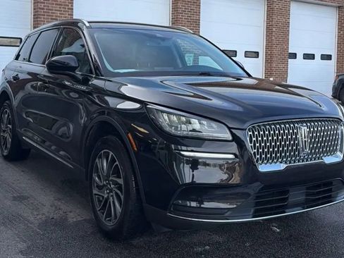 Used 2020 Lincoln Corsair Sport Utility 4D w/ Equipment Group 101A image 3