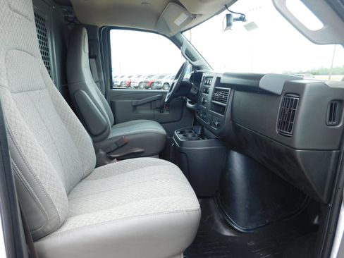 New 2024 Chevrolet Express 2500 w/ Driver Convenience Package image 13