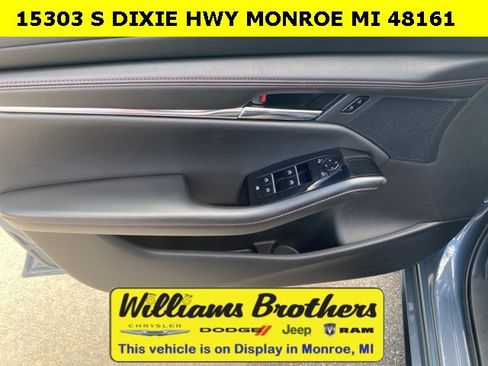 Used 2024 MAZDA MAZDA3 s image 13