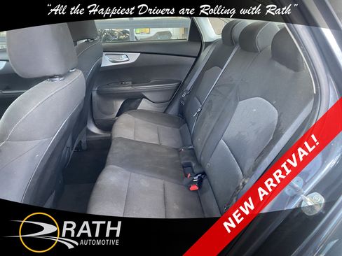 Used 2023 Kia Forte LXS FWD image 19