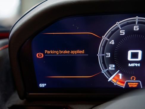 Used 2020 McLaren 720S Spider image 26