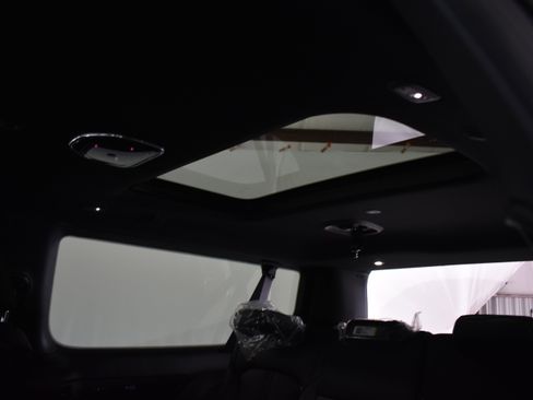 New 2026 Jeep Grand Wagoneer L Limited AWD/4WD image 29