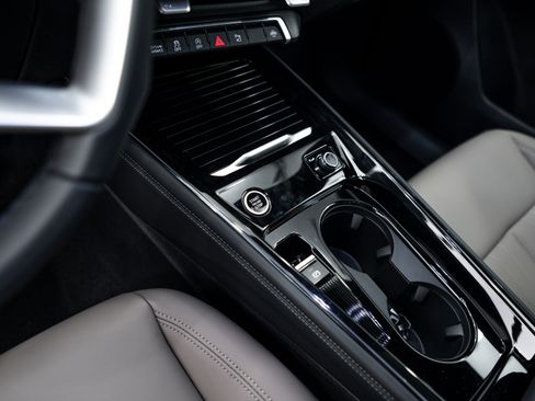 New 2026 Audi Q3 quattro 2.0T AWD/4WD image 12
