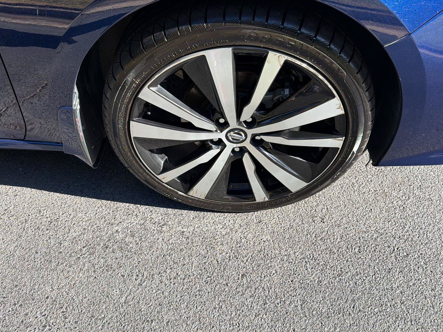Used 2021 Nissan Altima 2.5 SR FWD image 37